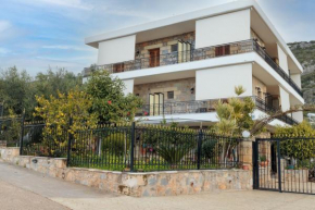 Paradeisos